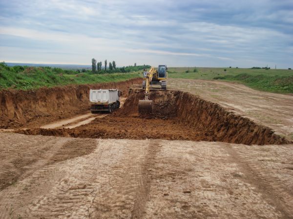Foundation Digging in Petaluma