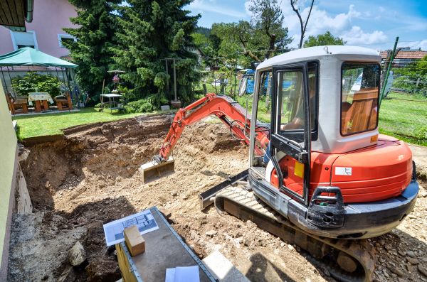 Crawlspace Digging in Petaluma